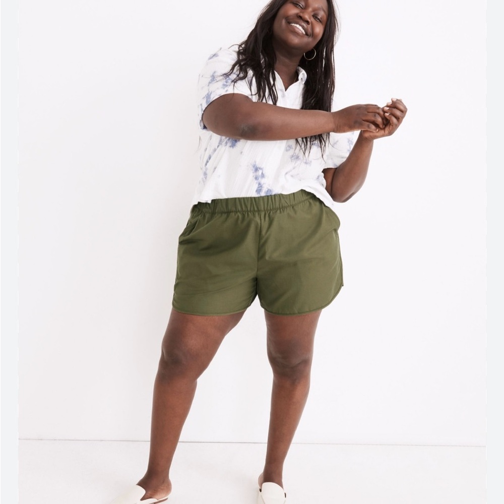 Madewell shorts olive green size xs